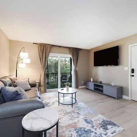 Uptown Livin' - 2 Qb, 500Mb Wifi & Balcony Apartment Gainesville Exterior foto